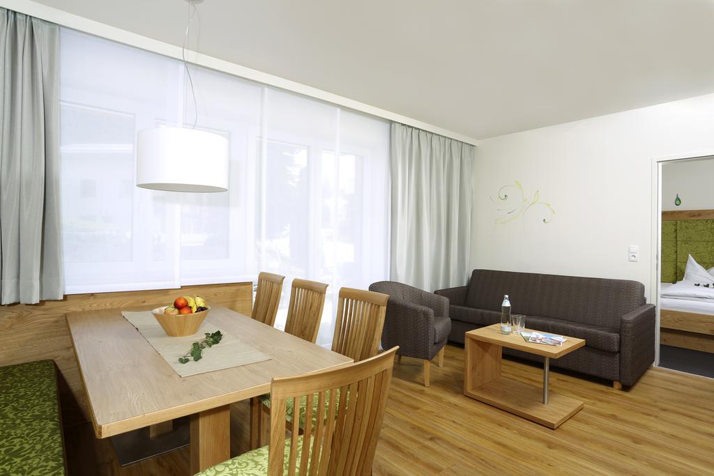 Aparthotel Rubinius Ваграйн Номер фото