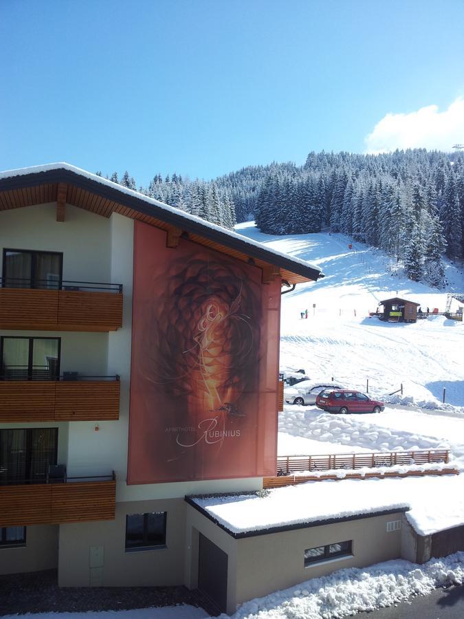 Aparthotel Rubinius Ваграйн Экстерьер фото